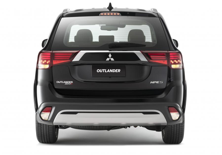  Mitsubishi Outlander HPE-S 2018 года  (LA) (фото 28 из 40)